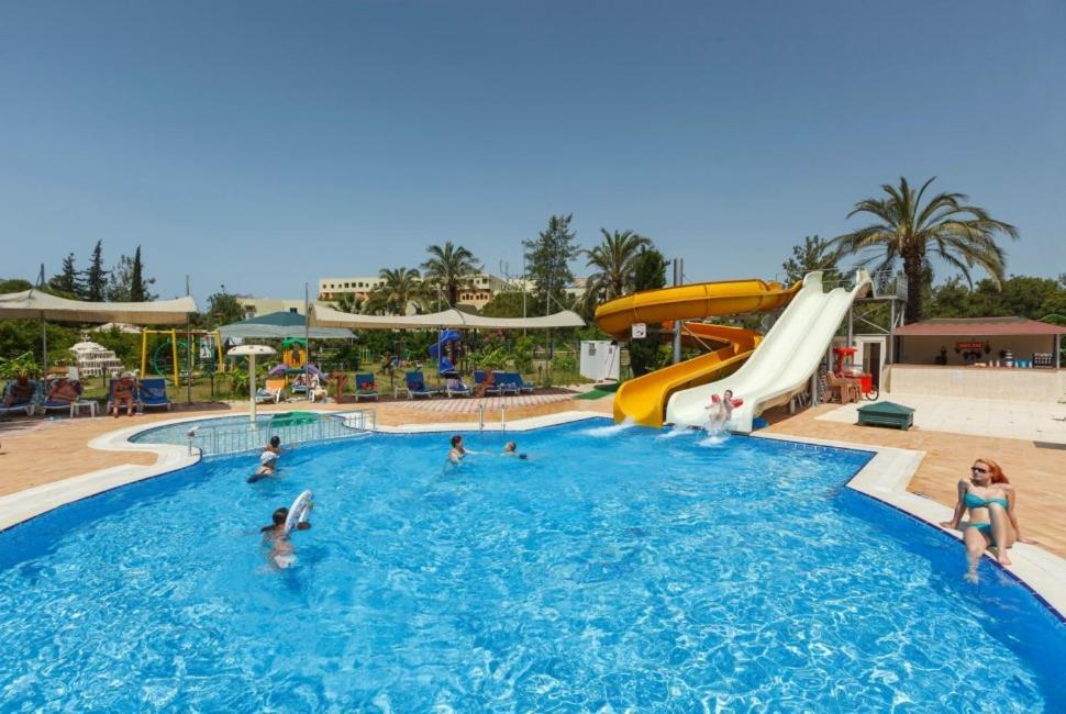 Venus Bieno Hotel سيدي المظهر الخارجي الصورة